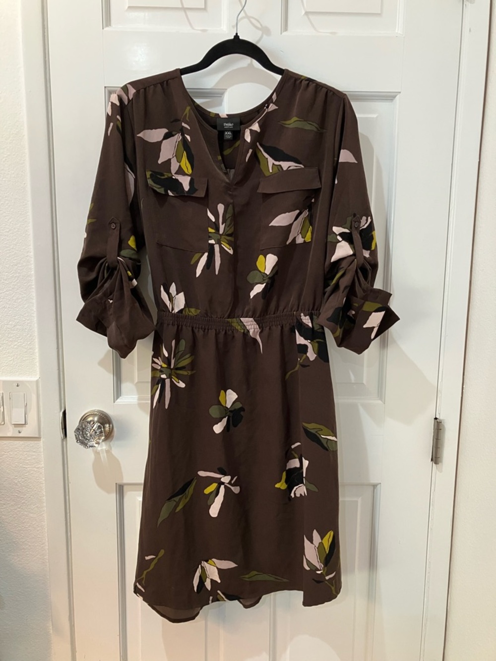 Floral Brown Midi Dress with Roll-Tab Sleeves